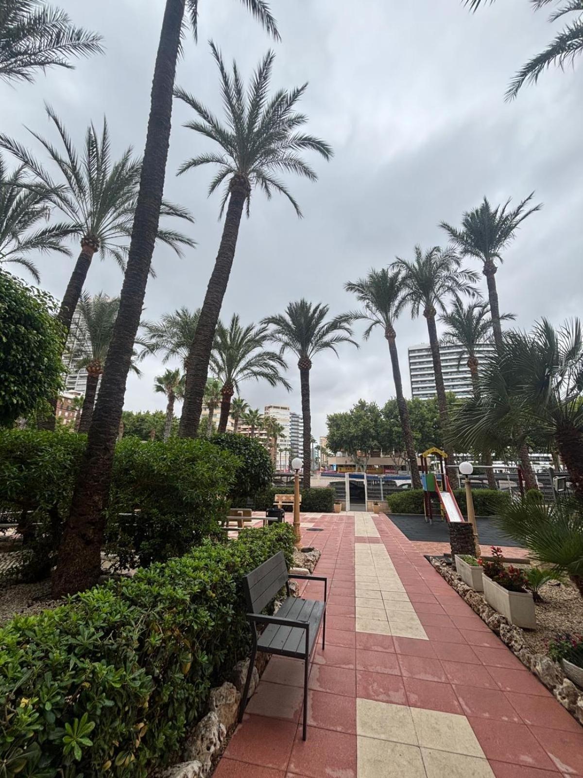 Frente Al Mar, Moderno Con Aire Acondicionado, Parking Y Free Wi-fi Apartamento